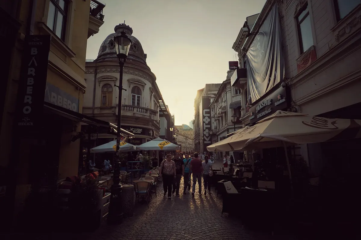 Abendstimmung in der Lipscani-Straße, dem Herz der Altstadt