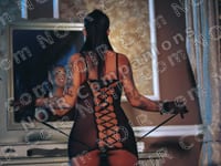 Queen Party Amber, Begleitung in Bukarest, Pipera (2/6)